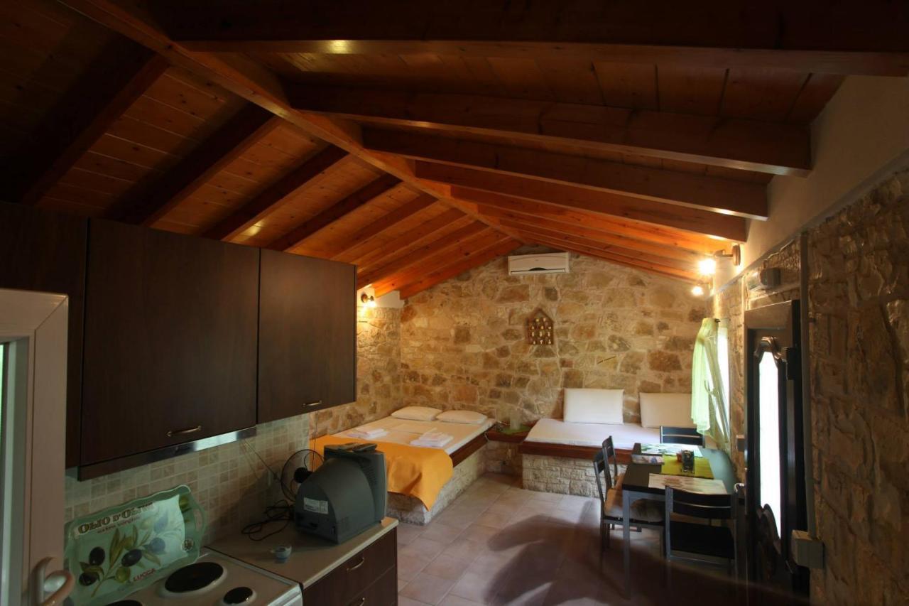 Apartment Loulaki Magazia Paxi *